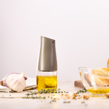 Load image into Gallery viewer, Zuutii Mini Oil Dispenser