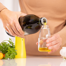 Load image into Gallery viewer, Zuutii Mini Oil Dispenser