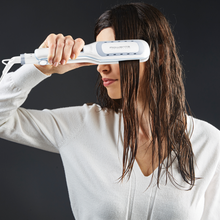 Load image into Gallery viewer, Rowenta Hair Straightener Wet & Dry XL