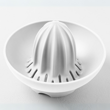 Load image into Gallery viewer, Blim+ UFO Juicer with QB Carafe