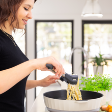 Load image into Gallery viewer, Zuutii Cooking Tongs