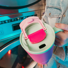 Load image into Gallery viewer, Kambukka Rio Tumber Bubblegum Mint - 950 ml - Room+