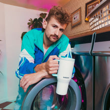 Load image into Gallery viewer, Kambukka Rio Tumber Frosty Coconut - 950 ml - Room+