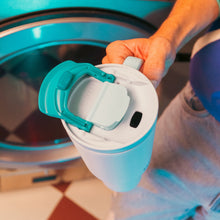 Load image into Gallery viewer, Kambukka Rio Tumber Frosty Coconut - 950 ml - Room+