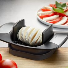 Load image into Gallery viewer, GEFU Tomato and Mozzarella Cutter Caprese