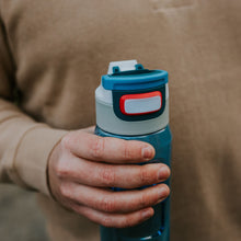 Load image into Gallery viewer, Kambukka Elton Water Bottle with 3 in 1 Snapclean® Lid Blue - 1000 ml
