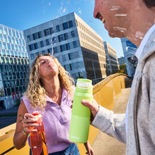Load image into Gallery viewer, Kambukka Elton Water Bottle with 3 in 1 Snapclean® Lid Orange - 1000 ml
