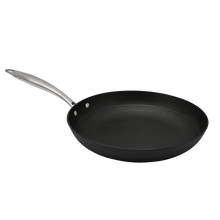 Load image into Gallery viewer, Hairy Bikers Lightweight Cast Iron 20 cm Frying Pan
