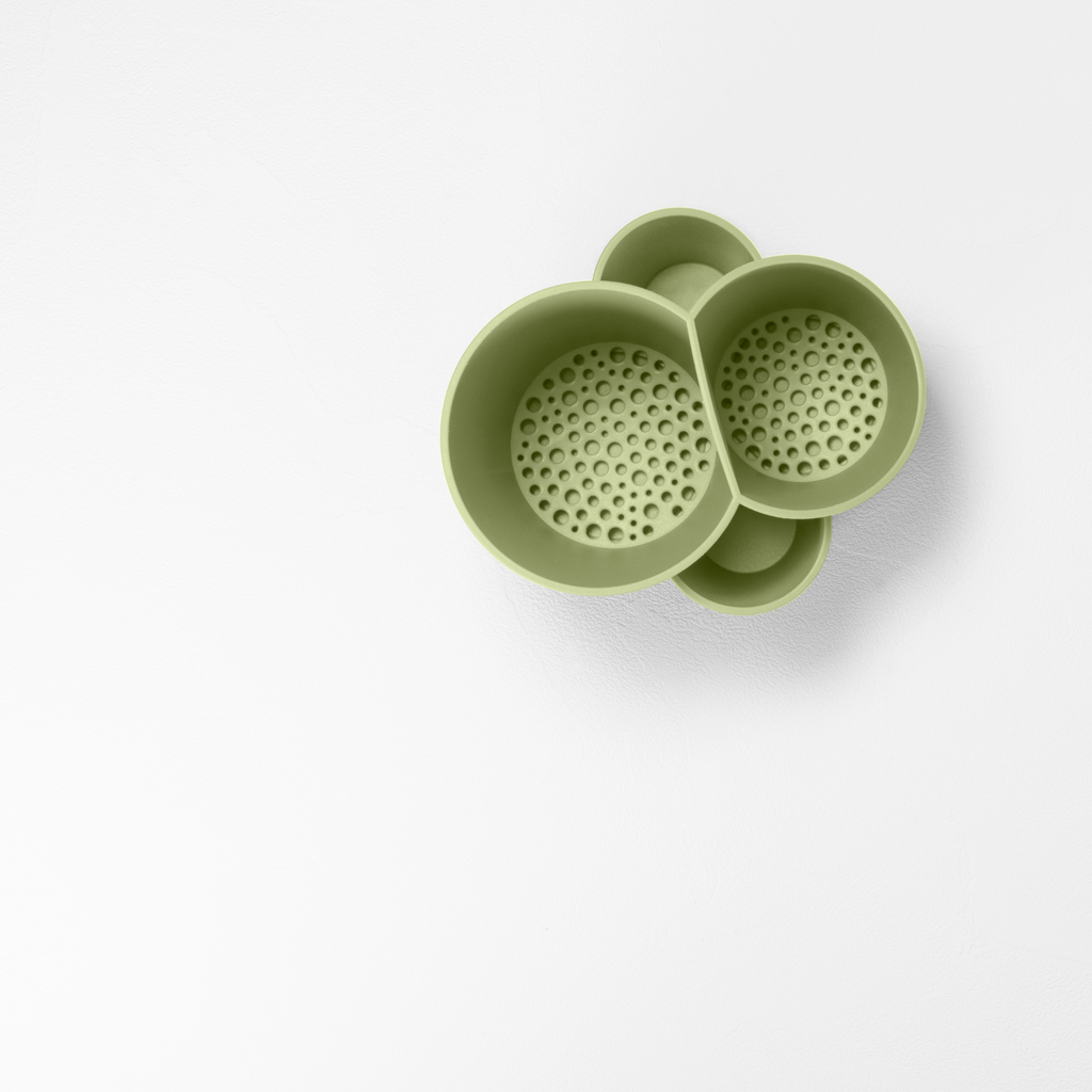 Blim+ Gocciolo Cutlery Drainer in green, seen from above