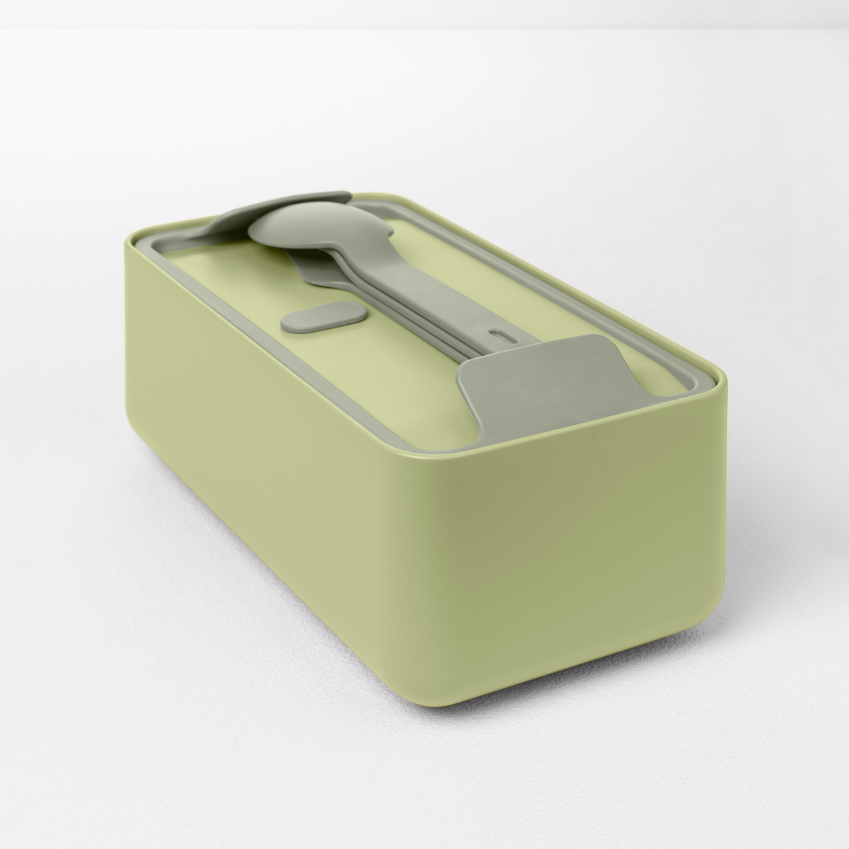 Blim+ Lunchbox Bauletto Medium in green, with the lid closed