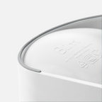 Blim+ Oblo' Juicer in white, close-up of the lid edge