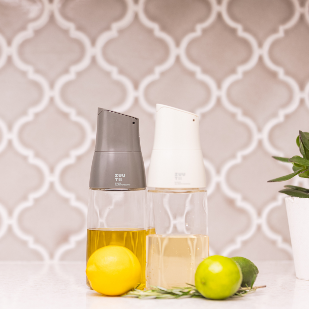 Zuutii Oil Dispenser in dark grey and cream with lemons and limes