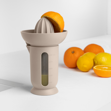 Load image into Gallery viewer, Blim+ UFO Juicer with QB Carafe
