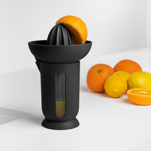 Load image into Gallery viewer, Blim+ UFO Juicer with QB Carafe
