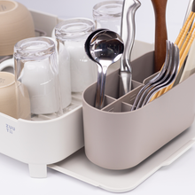 Load image into Gallery viewer, Zuutii Expandable Dish Drying Rack
